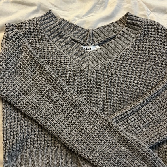 Sweater - Picture 2 of 5
